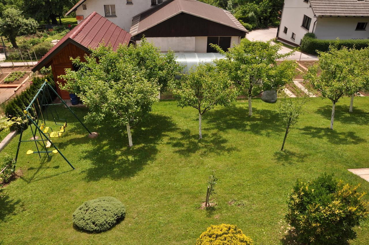 Hotel Rezidenca Ervin Jesenice Exteriér fotografie