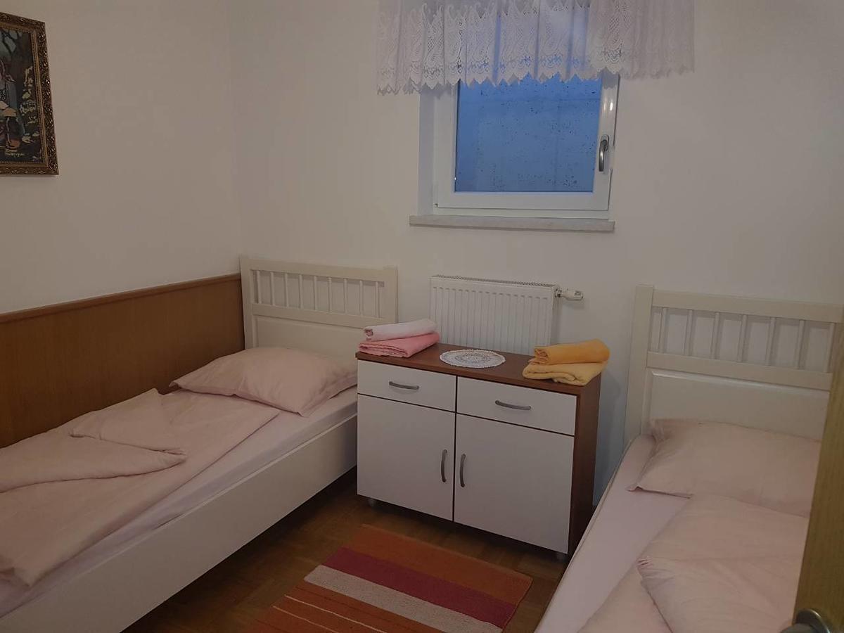 Hotel Rezidenca Ervin Jesenice Exteriér fotografie
